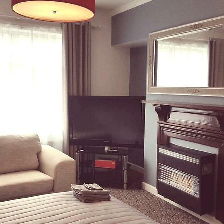 Dumfries Central Apartment מראה חיצוני תמונה